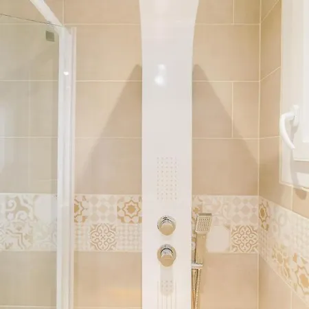 Prets A Vivre Rentyourday Apart Otel